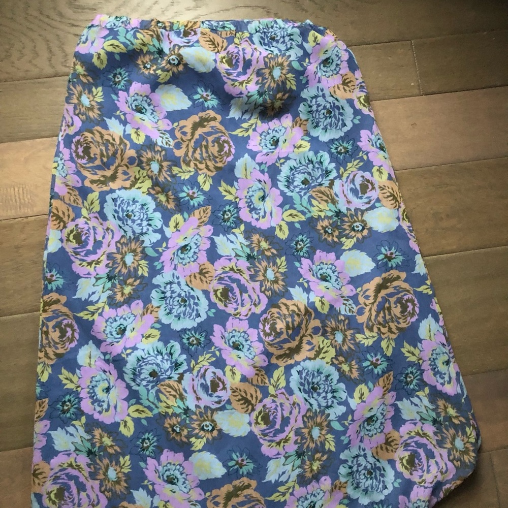 Jaclyn Smith Long Floral Skirt